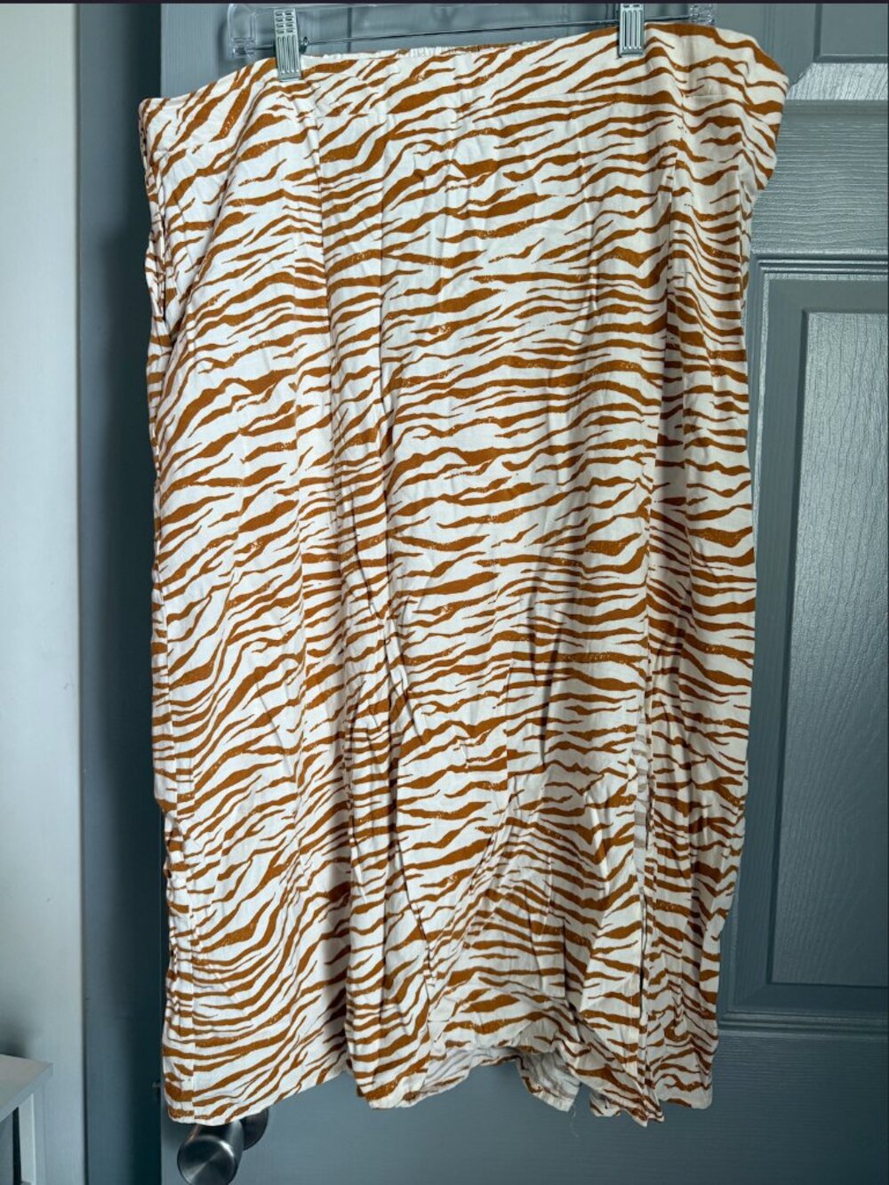 Ava & Viv Women's Brown Zebra Print Midi Skirt Plus Size Elastic Waist Pocketed